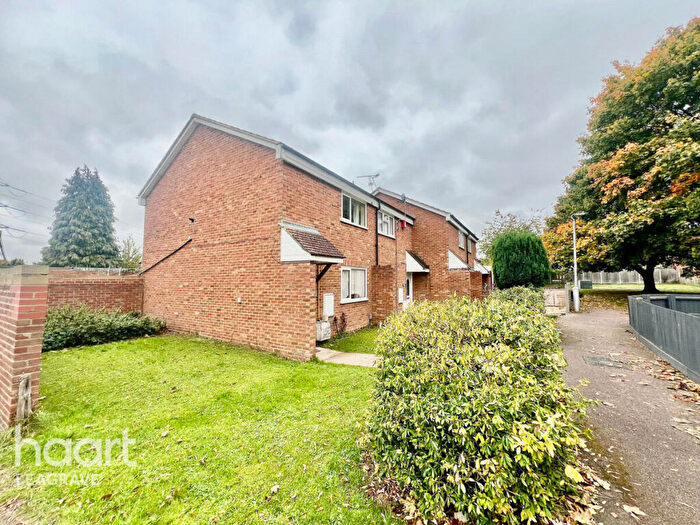 3 Bedroom End Of Terrace House For Sale In Long Meadow, Houghton Regis, Dunstable, LU5
