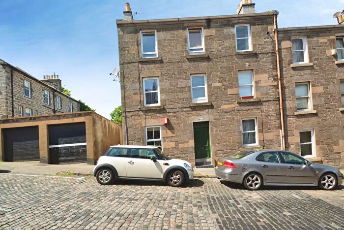 1 Bedroom Flat To Rent In Newhaven Road, Edinburgh, EH6