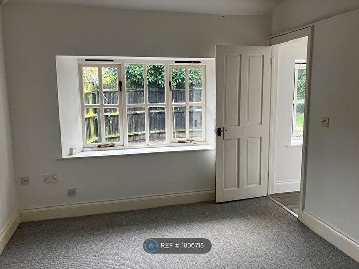 2 Bedroom Bungalow To Rent In The Street, Ash, Sevenoaks, TN15