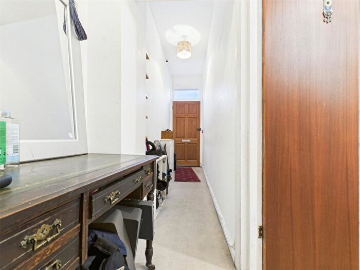 1 Bedroom Apartment To Rent In Buckingham Place, Brighton, BN1