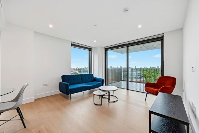 2 Bedroom Apartment For Sale In Darwin House, Palmer Road, SW11