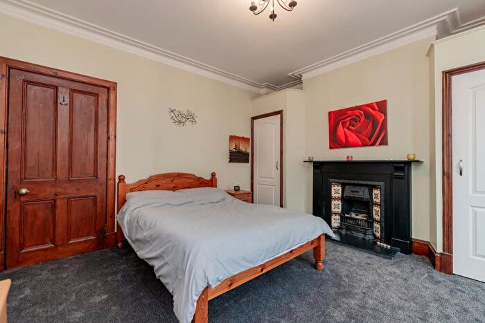 1 Bedroom Flat To Rent In Victoria Road, Torry, Aberdeen, AB11