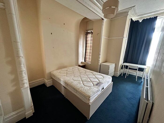 4 Bedroom Flat To Rent In Woodstock Road, Bristol, BS6