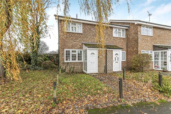 2 Bedroom End Of Terrace House For Sale In Ashurst Road, Throop, Bournemouth, BH8