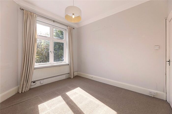 1 Bedroom Flat For Sale In Gwendolen Avenue, London, SW15