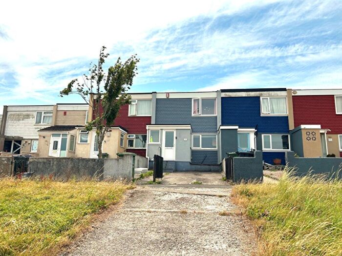 2 Bedroom House To Rent In Godding Gardens, Southway, Plymouth, PL6