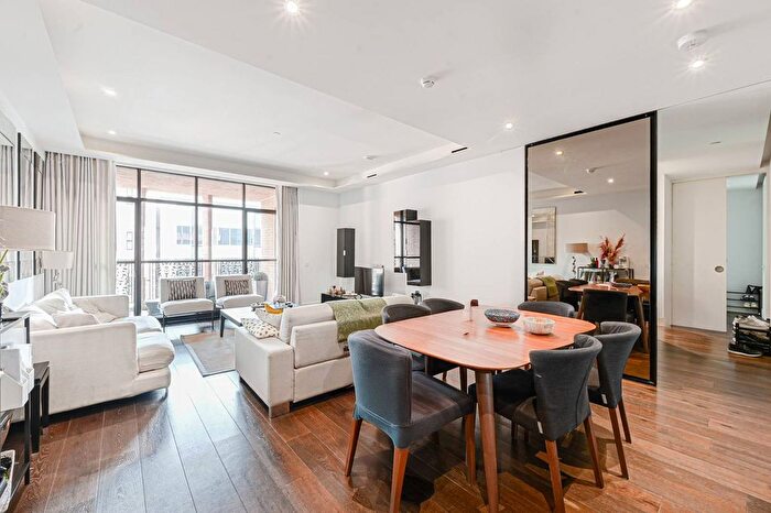 3 Bedroom Flat For Sale In Artillery Row, Westminster, London, SW1P