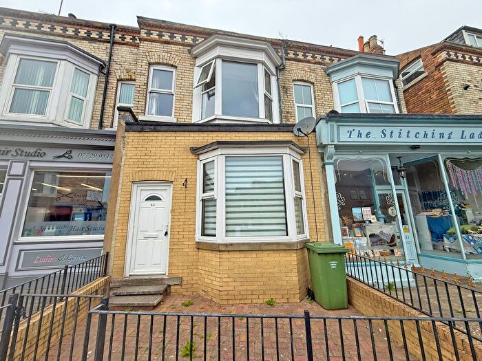 3 Bedroom Terraced House For Sale In Gladstone Road, Scarborough, YO12