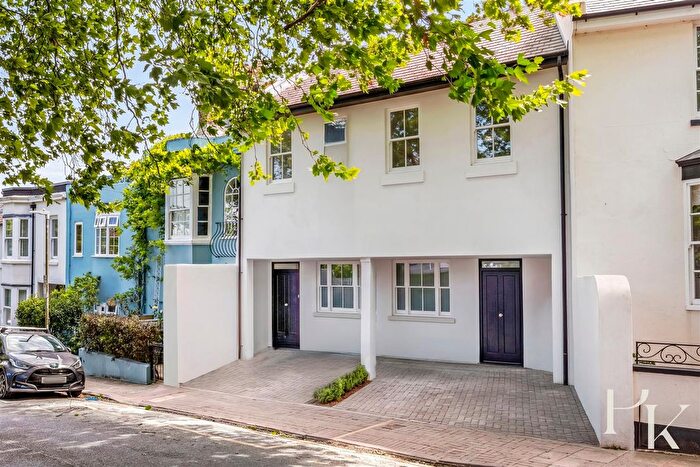 2 Bedroom Property For Sale In Howard Terrace, Brighton, BN1