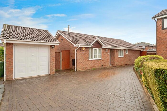 3 Bedroom Bungalow For Sale In Captain Lees Gardens, Westhoughton, Bolton, Greater Manchester, BL5