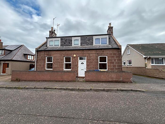2 Bedroom Flat To Rent In Churchill Drive, Peterhead, AB42