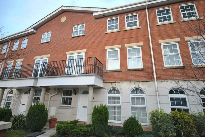 4 Bedroom Town House To Rent In Coopers Row, Lytham St Annes, FY8