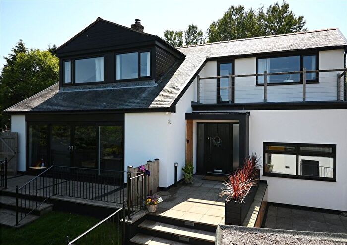 4 Bedroom Detached House For Sale In Ffordd Uchaf, Gwynfryn, Wrexham, LL11