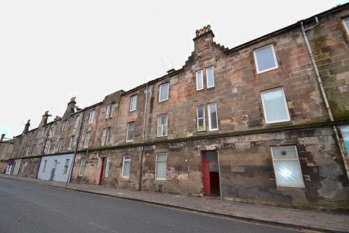 2 Bedroom Flat To Rent In Glasgow Road, Dumbarton G82