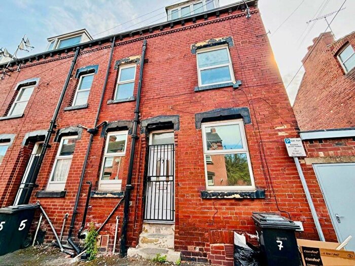 2 Bedroom Terraced House To Rent In Edgware Terrace, Leeds, West Yorkshire, LS8