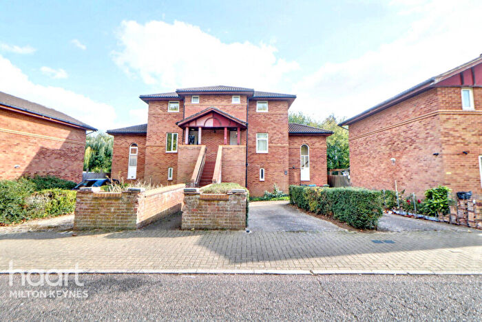 2 Bedroom Apartment For Sale In Bradwell Common Boulevard, Bradwell Common, MK13