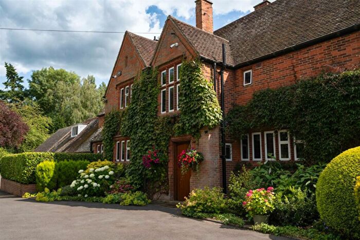 5 Bedroom Detached House For Sale In Ullenhall, Henley-In-Arden, B95