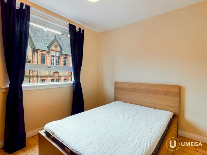 2 Bedroom Flat To Rent In Canongate, Old Town, Edinburgh, EH8