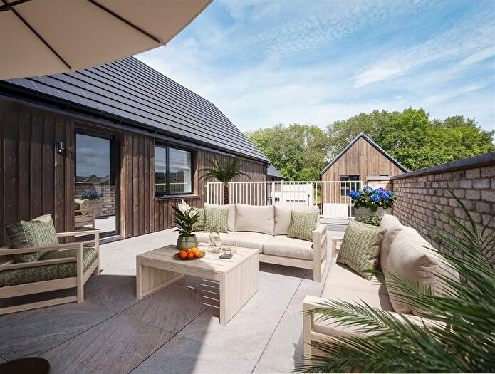 4 Bedroom Detached House For Sale In Trendlewood Way, Nailsea, BS48