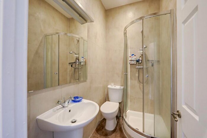 2 Bedroom Flat For Sale In Manor Park, Hither Green, London, SE13