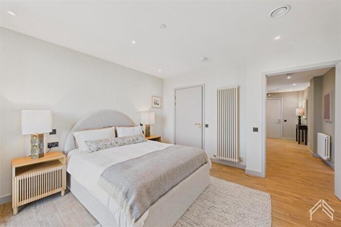 2 Bedroom Apartment To Rent In The Eades London, Selborne Road, E17