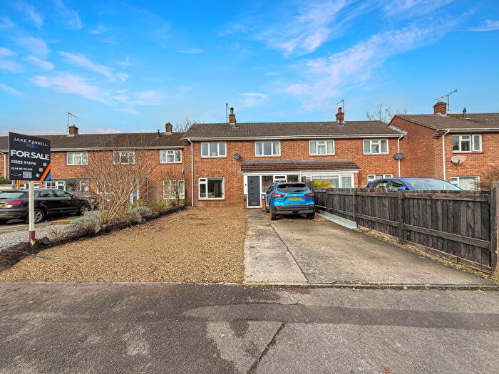 3 Bedroom Terraced House For Sale In Alcock Crest, Warminster, BA12