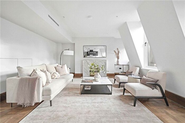 2 Bedroom Flat To Rent In Wigmore Street, London, W1U