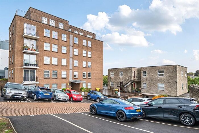 2 Bedroom Flat For Sale In Temple Street, Keynsham, Bristol, BS31