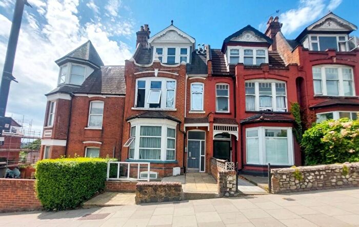 Flat To Rent In Muswell Hill, London, N10