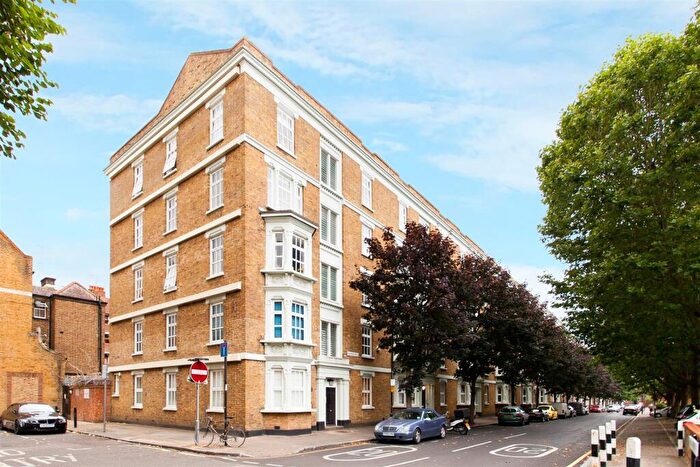 1 Bedroom Flat To Rent In Corfield Street, London, E2