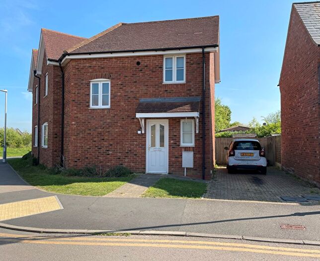 3 Bedroom Detached House To Rent In Flitt Leys Close, Cranfield, Beds., MK43