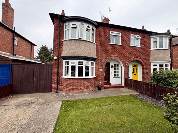 3 Bedroom Semi-Detached House For Sale In Neville Road, Darlington, DL3