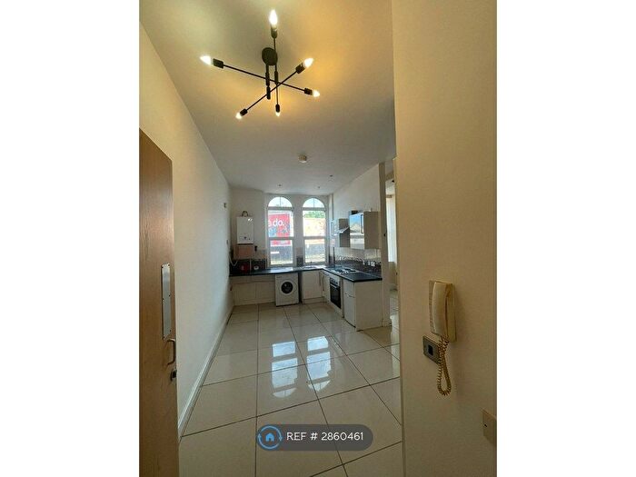 Studio To Rent In Corporation Road, Newport, NP19