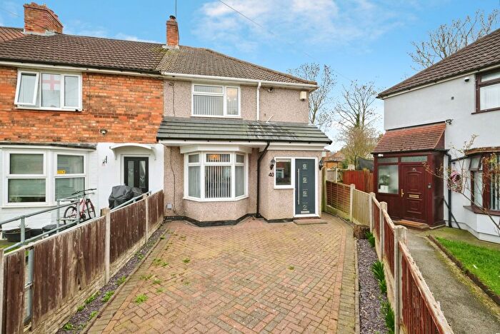 3 Bedroom End Terrace House For Sale In Neston Grove, Birmingham, West Midlands, B33