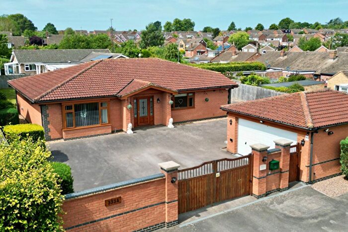 3 Bedroom Detached Bungalow For Sale In Billing Road East, Northampton, NN3