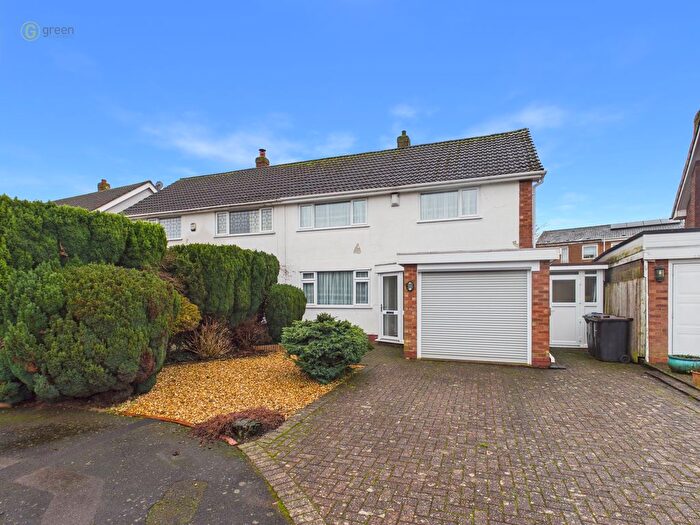 3 Bedroom Semi Detached House For Sale In Greenway Drive, Sutton Coldfield, B73