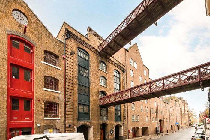 1 Bedroom Flat For Sale In Wapping High Street, London, E1W