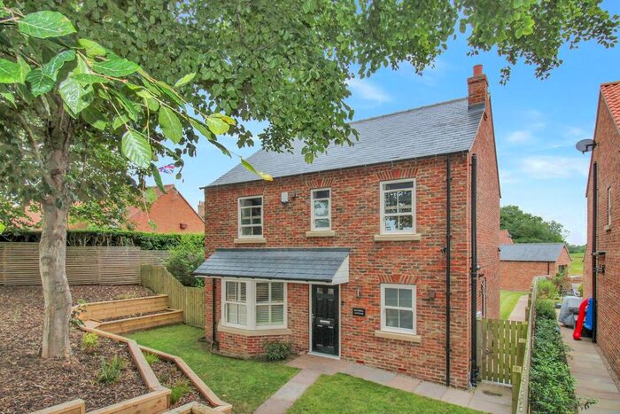 4 Bedroom Detached House For Sale In Back Lane, Copt Hewick, Ripon, HG4