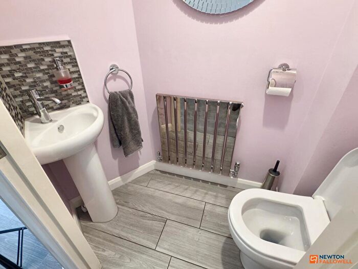 3 Bedroom Terraced House For Sale In Ashby Road, Coalville, LE67