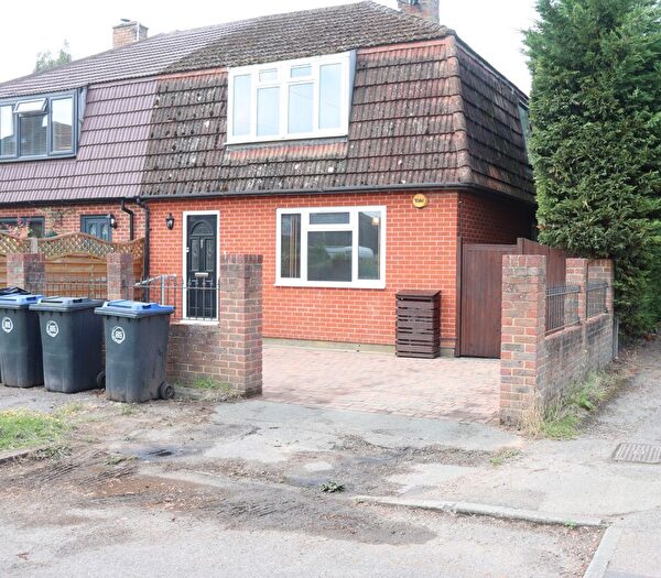 4 Bedroom Semi-Detached Bungalow To Rent In Elveden Close, Woking, GU22