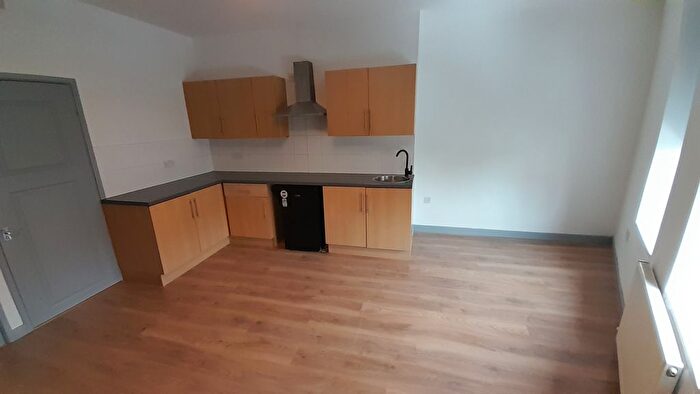 1 Bedroom Studio To Rent In Woodfield Road, Balby, Doncaster, DN4