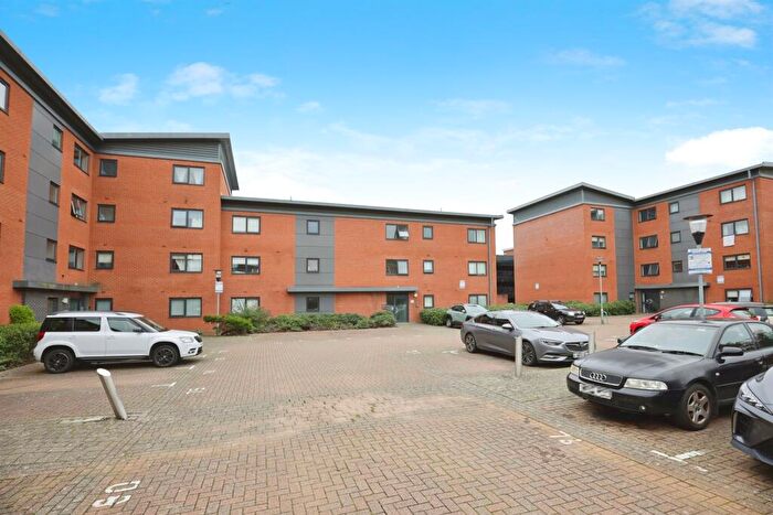 1 Bedroom Flat For Sale In Marshall Road, Banbury, OX16