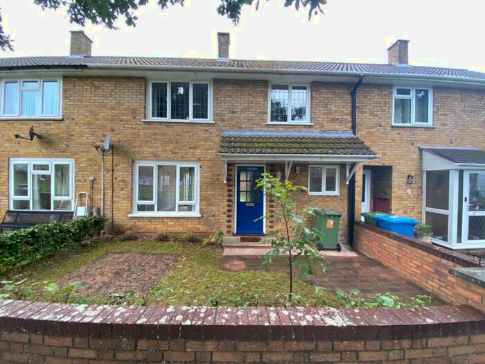 3 Bedroom Terraced House To Rent In Clive Green, Bracknell, Berkshire, RG12
