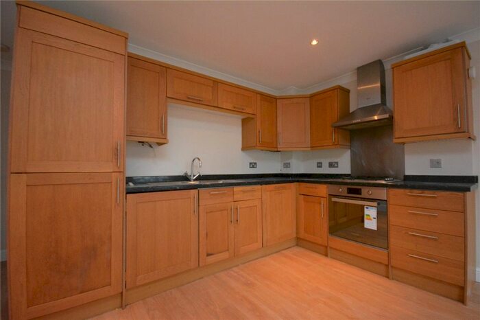 1 Bedroom Flat To Rent In Primrose Place, South Primrose Hill, CM1