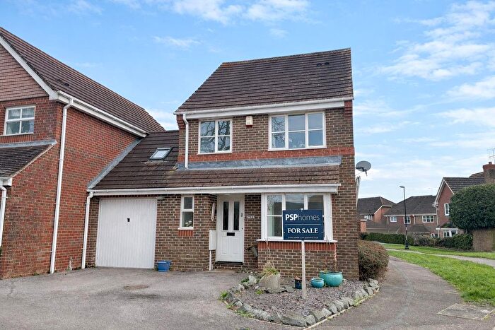 3 Bedroom Detached House For Sale In Coulstock Road, Burgess Hill, RH15