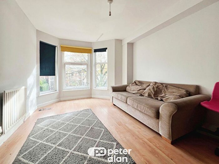 1 Bedroom Flat To Rent In Stacey Road, Roath, Cardiff, CF24