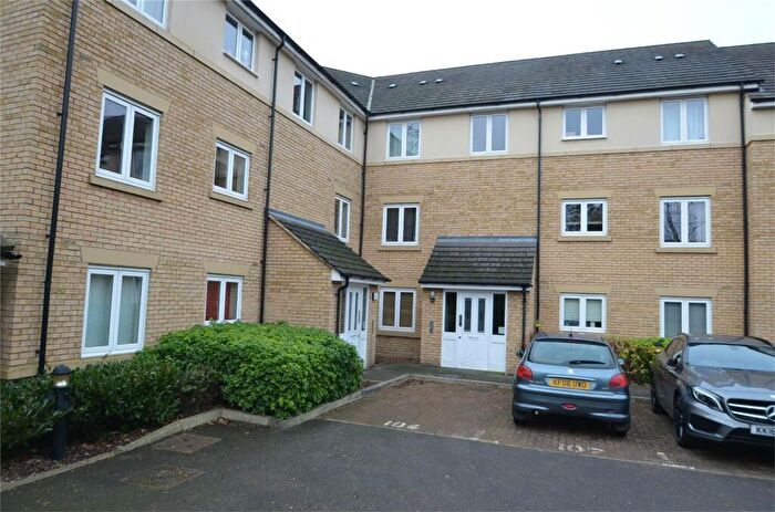 2 Bedroom Flat To Rent In The Hawthorns, Flitwick, Beds, MK45
