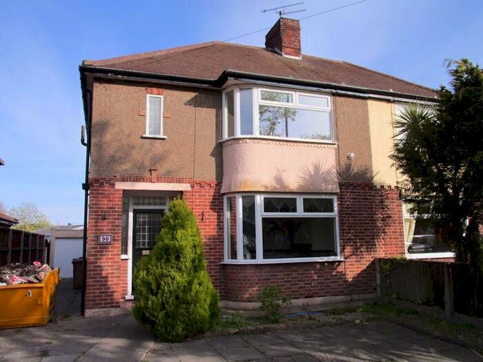 3 Bedroom SemiDetached House To Rent In Lawn Avenue, Great Yarmouth NR30