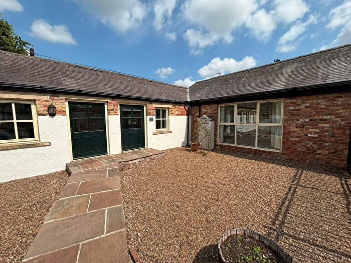 3 Bedroom Bungalow To Rent In Drewton, Brough, East Yorkshire, HU15