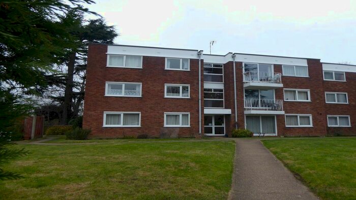2 Bedroom Flat To Rent In Eastbury Road, Watford WD19